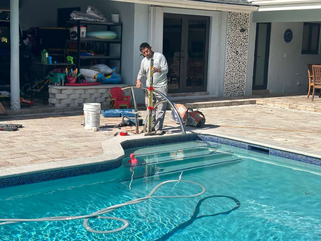 Pool equipment maintenance in Plantation